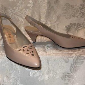 Amalfi Svengali New Taupe Sling back Pump